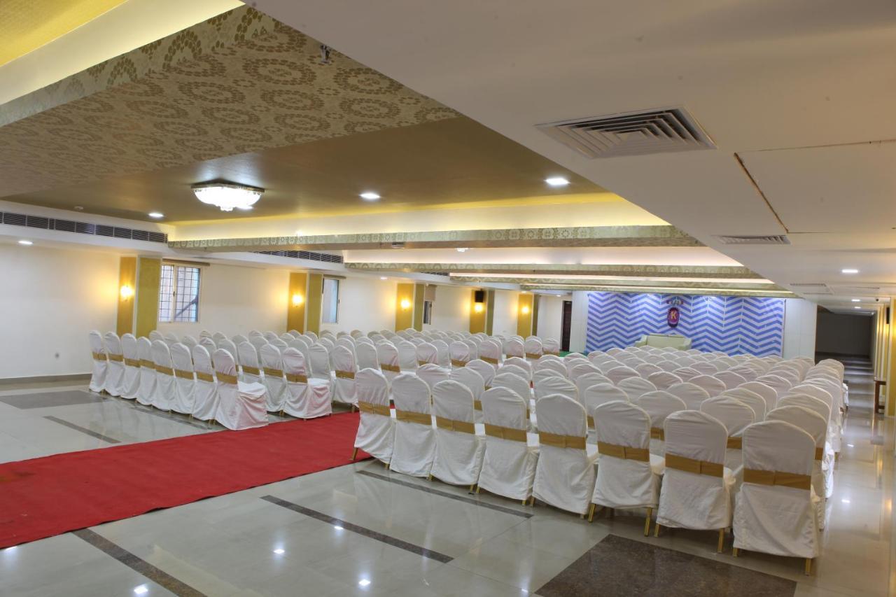 Nova Pride Hotel Hyderabad Exterior foto